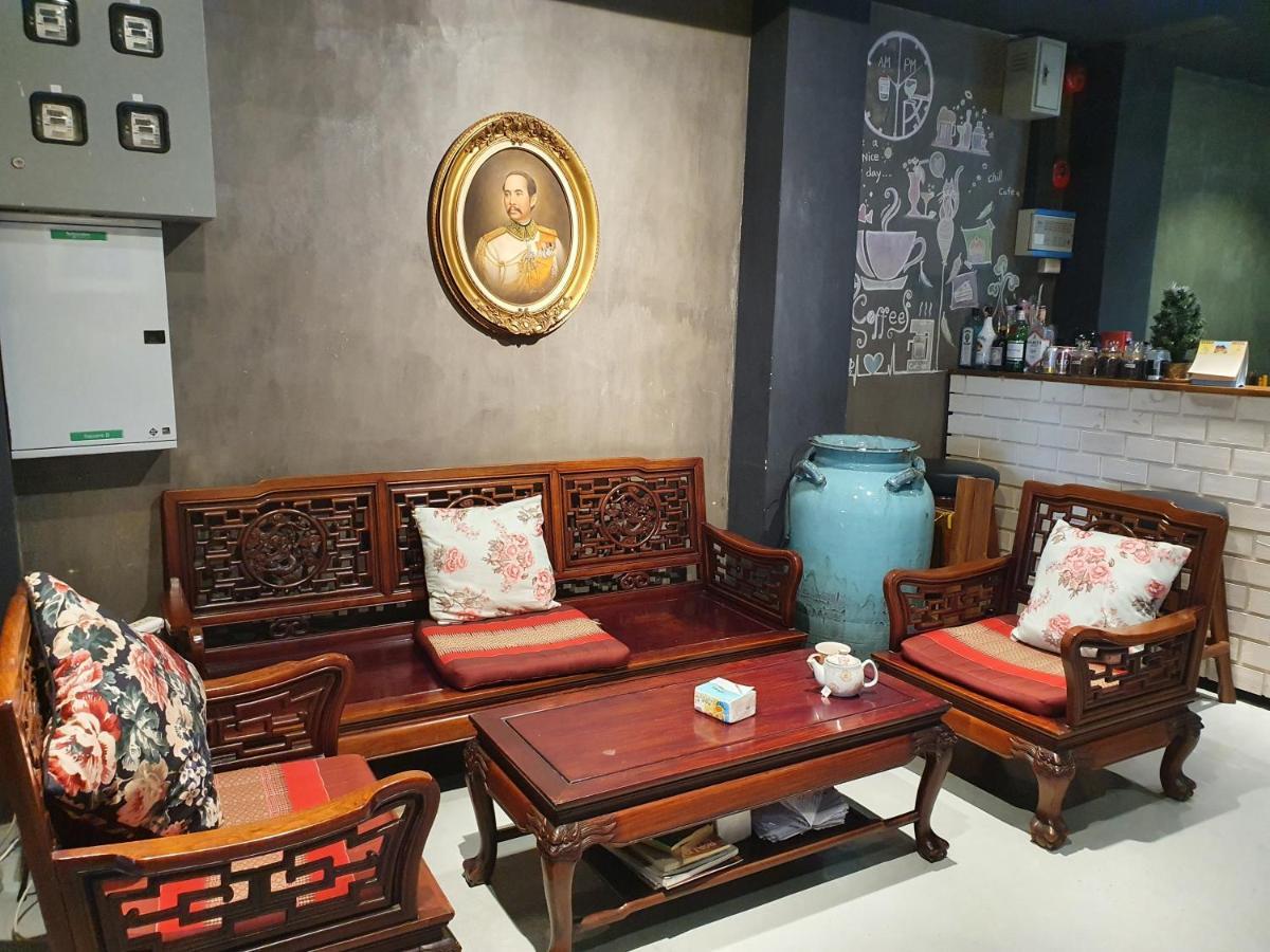 Baan Wualamphong บ้านวัวลำพอง Bangkok Exterior photo